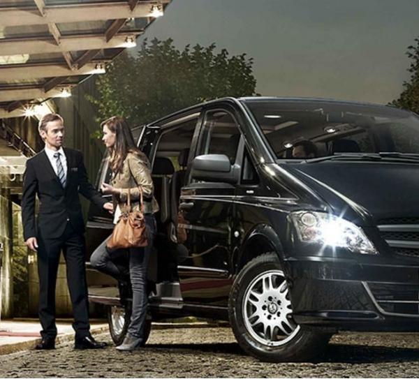 Professioneller Transport mit unserem Fachpersonal.